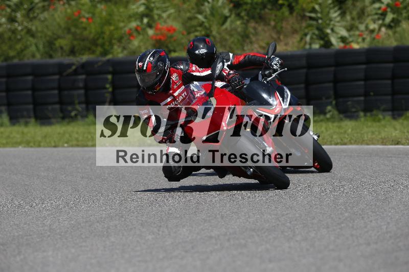 /Archiv-2024/29 12.06.2024 MOTO.CH Track Day ADR/Gruppe rot/ohne Startnummer